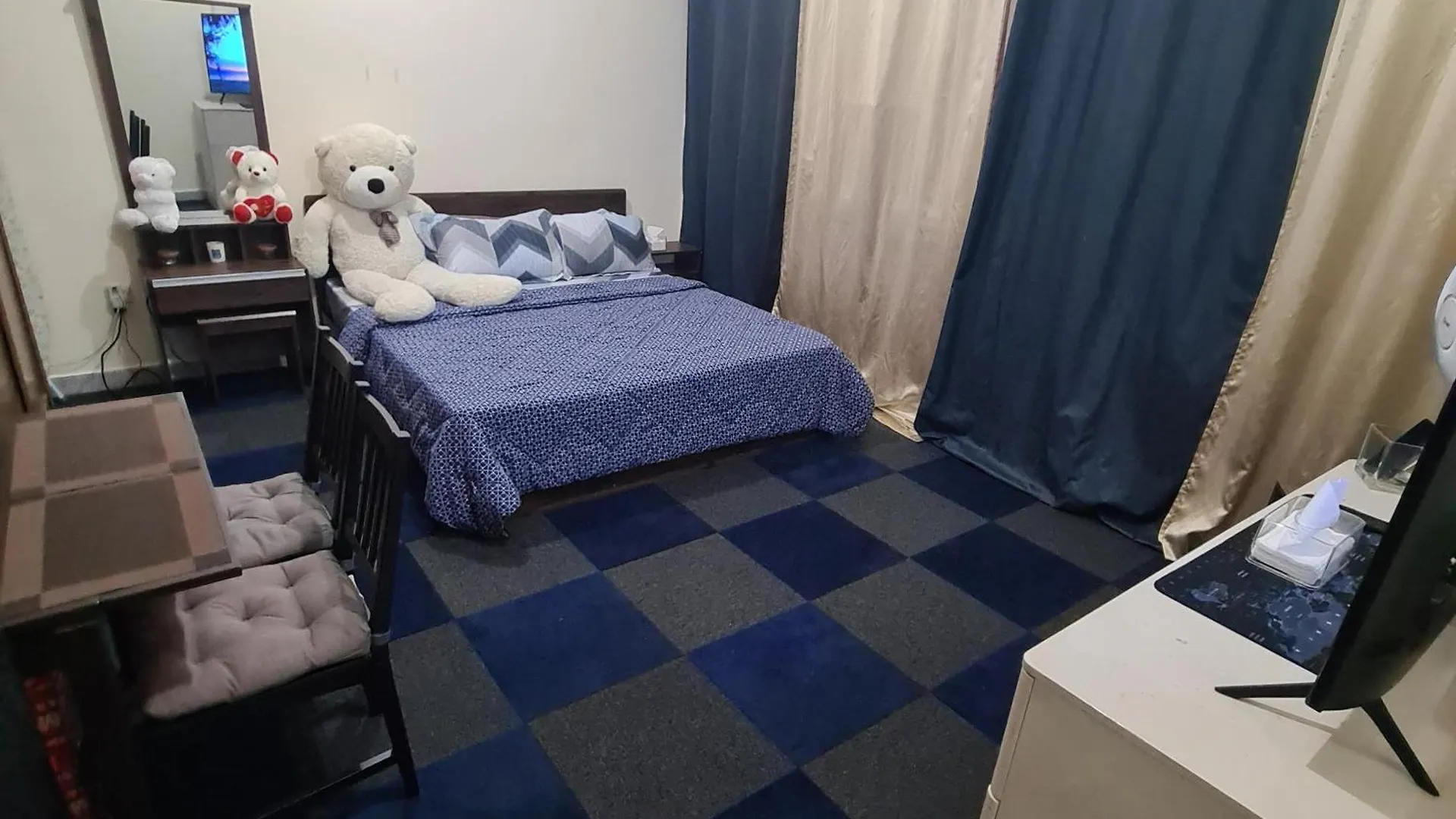 Ghurfati Abu Dhabi Bed & Breakfast